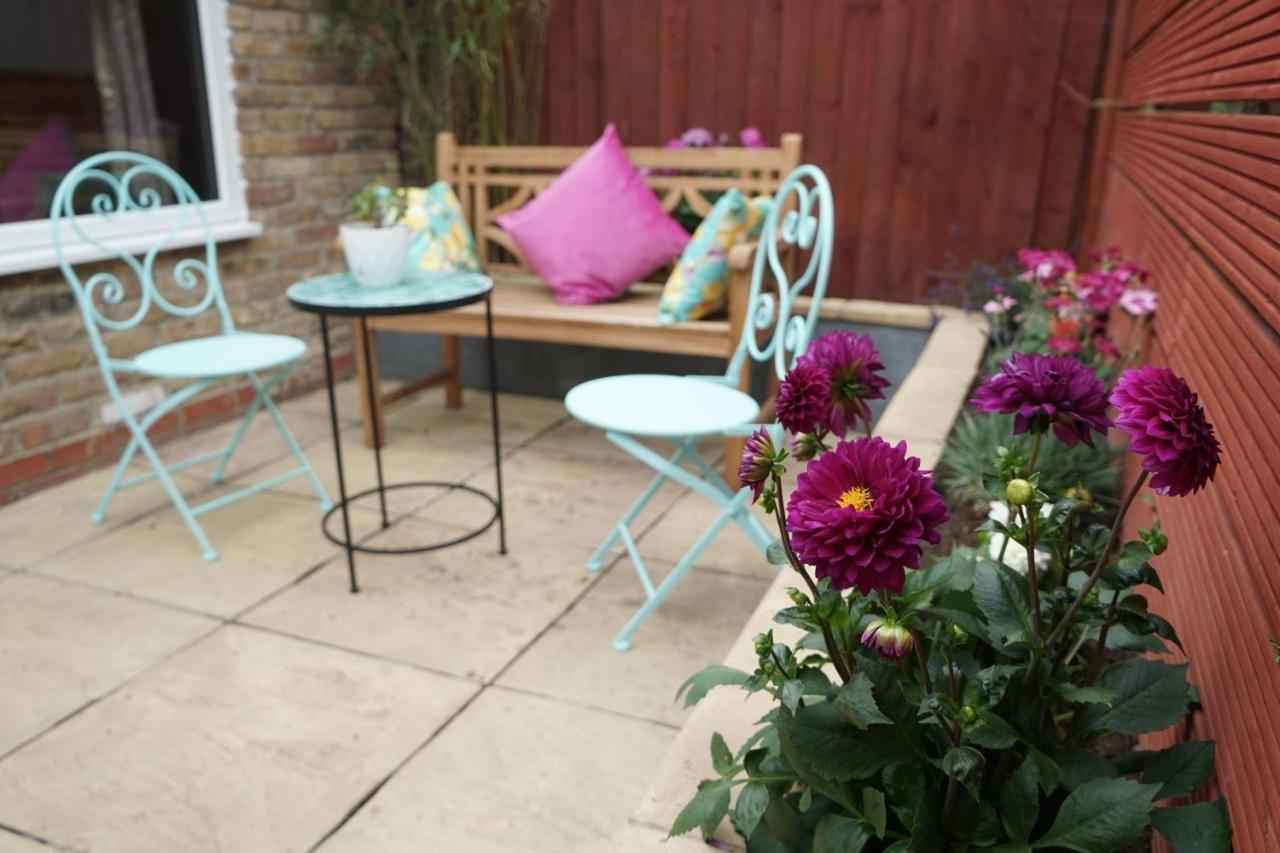 Luxury London Garden Home Sleep 7, 2 Mins To Metro Dış mekan fotoğraf